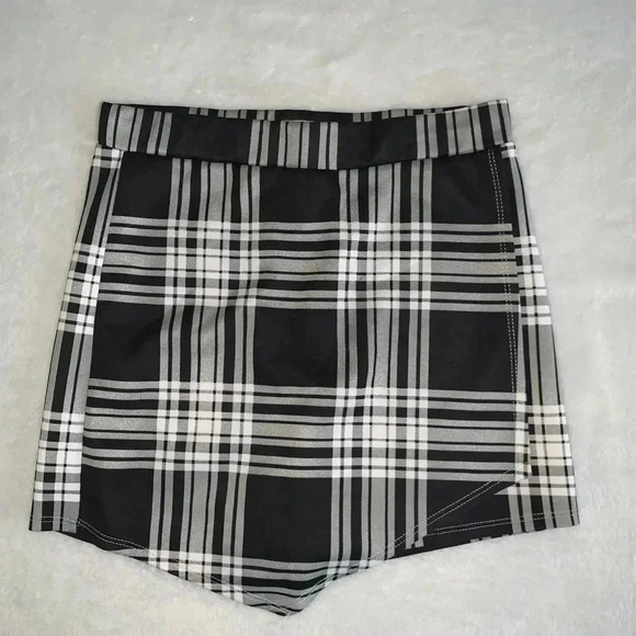 Windsor Pants - 🧾 NWOT Skort From Windsor